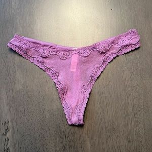 2000 Victoria’s Secret Mesh/Lace Thong